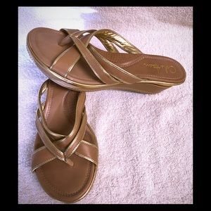 Cole Haan Nike Air Dressy Thong Wedge
